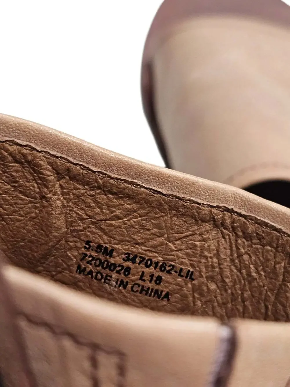 Frye Womens US 5.5 Tan Leather Slide Sandals Flat Casual Minimalist Shoe